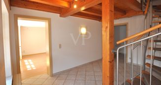 von_poll_real_estate_property_25192018_image_3