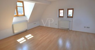 von_poll_real_estate_property_25192018_image_12