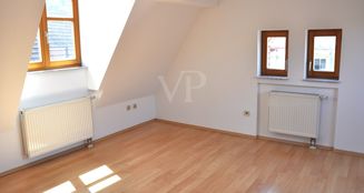 von_poll_real_estate_property_25192018_image_14
