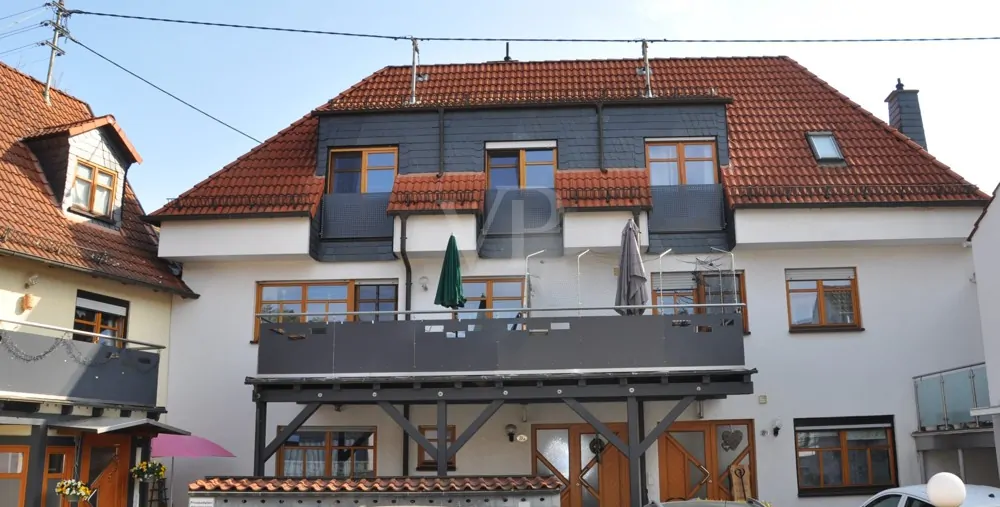 Doppelhaus mit 2 Wohneinheiten