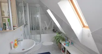 von_poll_real_estate_property_25192018_image_21