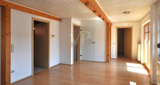 von_poll_real_estate_property_25192018_image_5