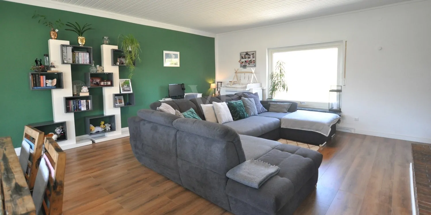 Großzügiges Wohnzimmer