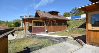 von_poll_real_estate_property_25192020_image_6