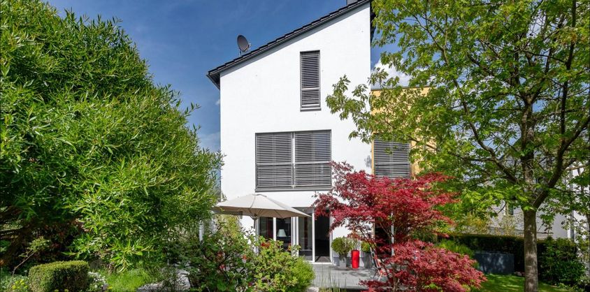 von Poll Immobilien GmbH