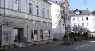 von_poll_real_estate_property_25192027_image_1