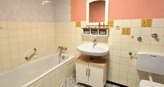 von_poll_real_estate_property_25192031_image_16