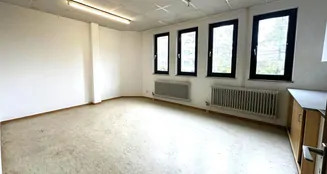 von_poll_real_estate_property_23081012_image_14