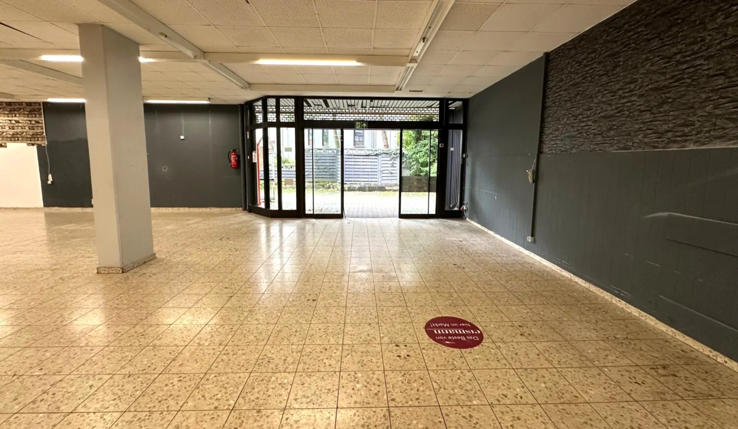 Eingangsbereich Verkaufsraum