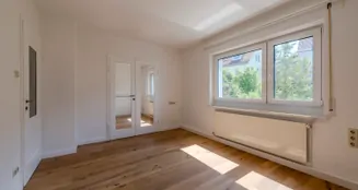 von_poll_real_estate_property_25081017_image_3