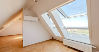 von_poll_real_estate_property_25081017_image_17