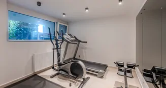 von_poll_real_estate_property_25081021_image_22