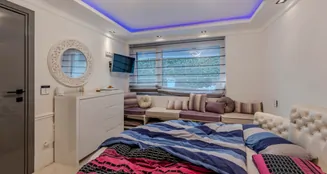 von_poll_real_estate_property_25081021_image_21