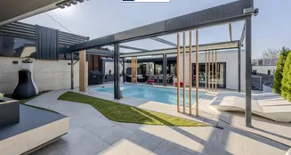 von_poll_real_estate_property_25081021_image_0