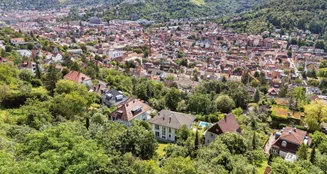 von_poll_real_estate_property_24081026_H_image_0