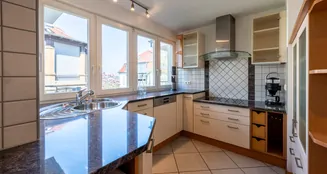 von_poll_real_estate_property_25081016_image_9