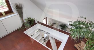 von_poll_real_estate_property_25081004_image_7