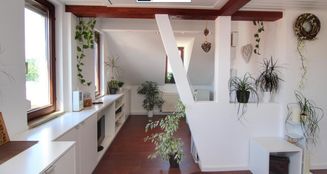 von_poll_real_estate_property_25081004_image_0