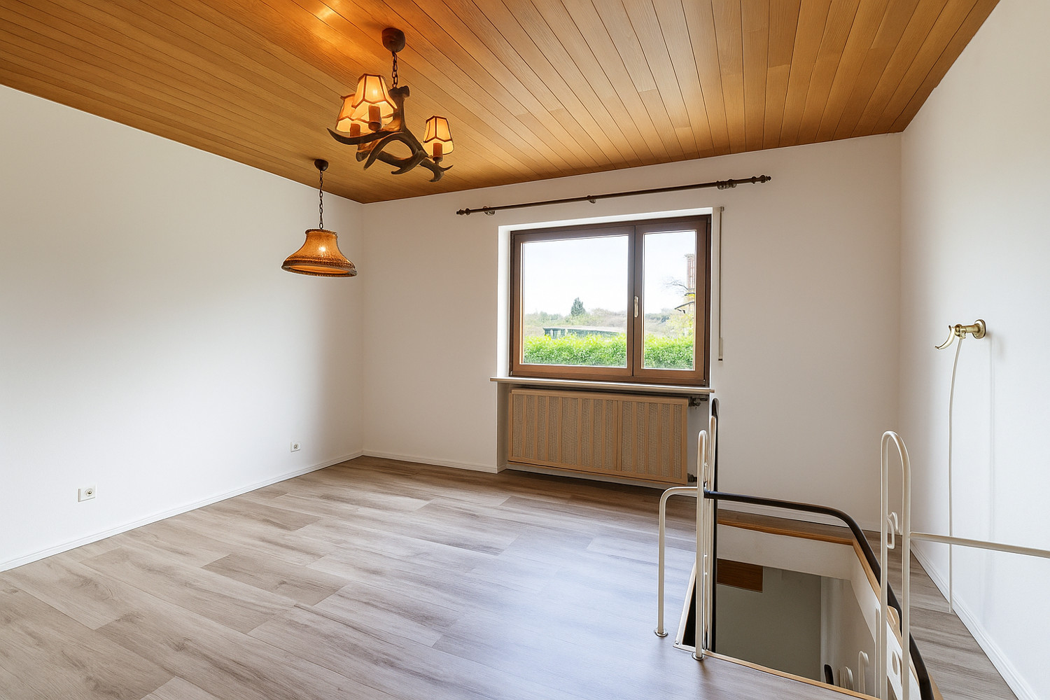 Esszimmer KI generiert