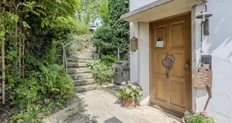 von_poll_real_estate_property_25081026_image_3