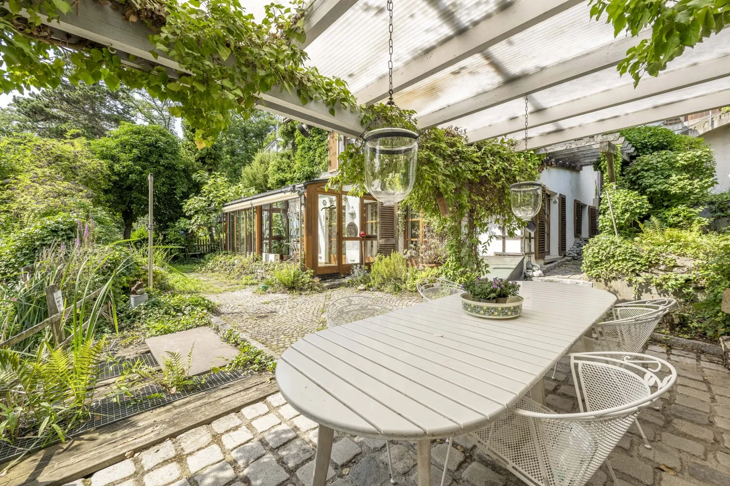 Überdachte Terrasse