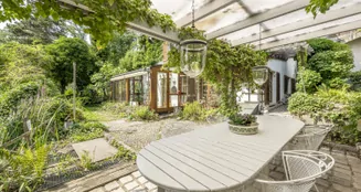 von_poll_real_estate_property_25081026_image_16