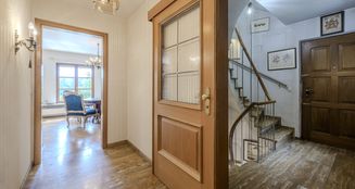 von_poll_real_estate_property_25081026_image_4