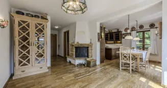 von_poll_real_estate_property_25081026_image_12