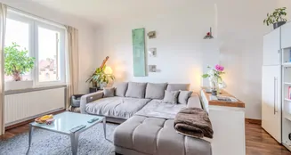 von_poll_real_estate_property_25081020_image_2