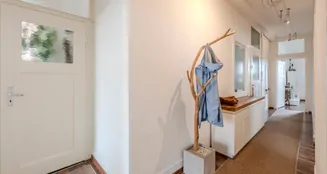 von_poll_real_estate_property_25081020_image_8