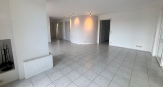 von_poll_real_estate_property_25081025_image_9