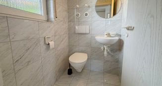 von_poll_real_estate_property_25081025_image_13