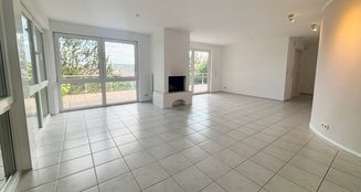 von_poll_real_estate_property_25081025_image_3