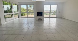 von_poll_real_estate_property_25081025_image_0