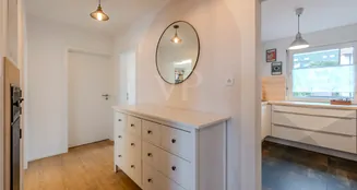 von_poll_real_estate_property_VQ707_image_9