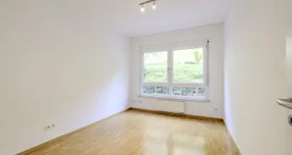 von_poll_real_estate_property_25081027_image_9