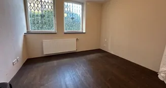 von_poll_real_estate_property_25081034_image_9