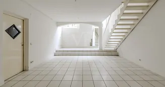 von_poll_real_estate_property_25081030_image_8