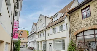 von_poll_real_estate_property_25081030_image_1