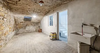 von_poll_real_estate_property_25081030_image_9