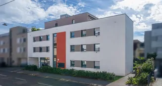 von_poll_real_estate_property_HT839_image_0