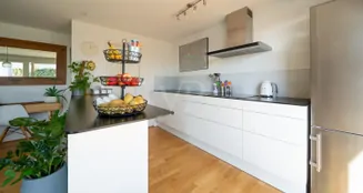 von_poll_real_estate_property_HT839_image_4