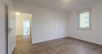 von_poll_real_estate_property_BP281_image_3