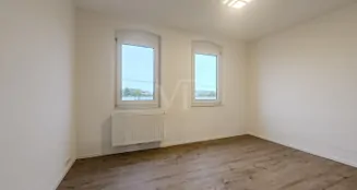 von_poll_real_estate_property_BP281_image_4