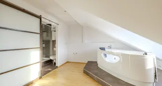 von_poll_real_estate_property_25081040_image_9