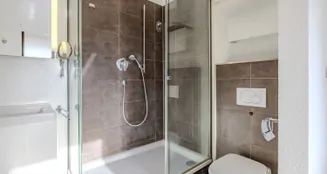 von_poll_real_estate_property_25081040_image_13