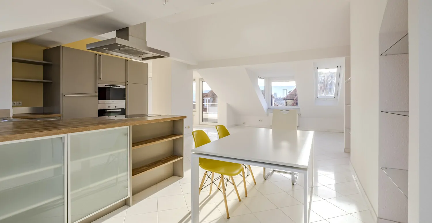 Küche und Essbereich