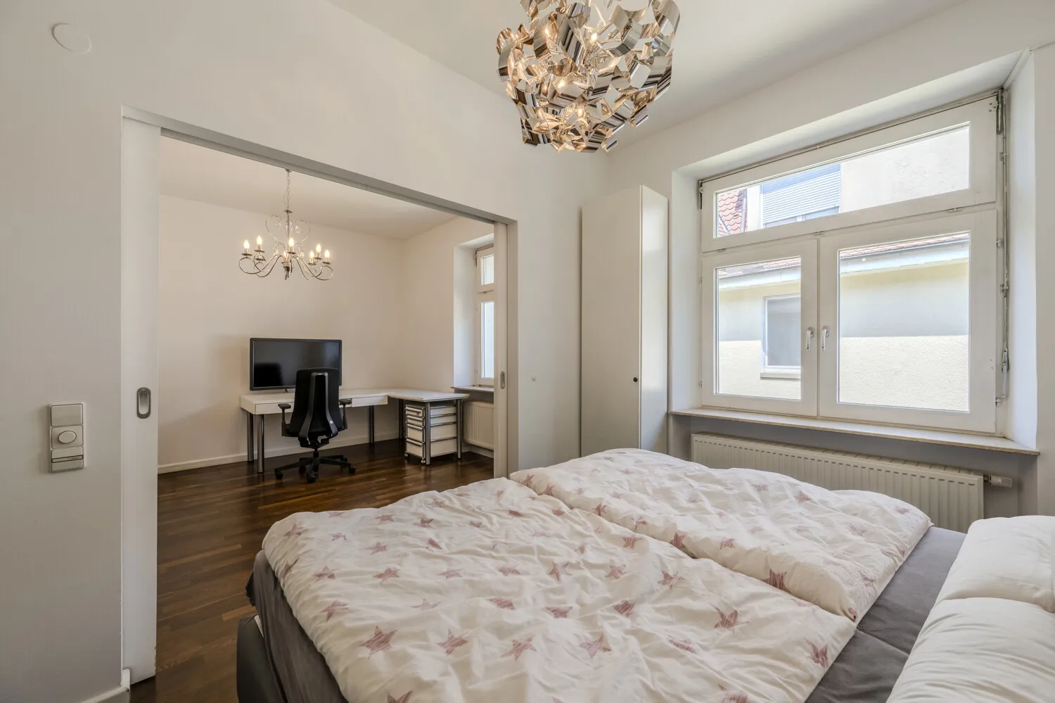 Schlafzimmer/ Arbeitszimmer