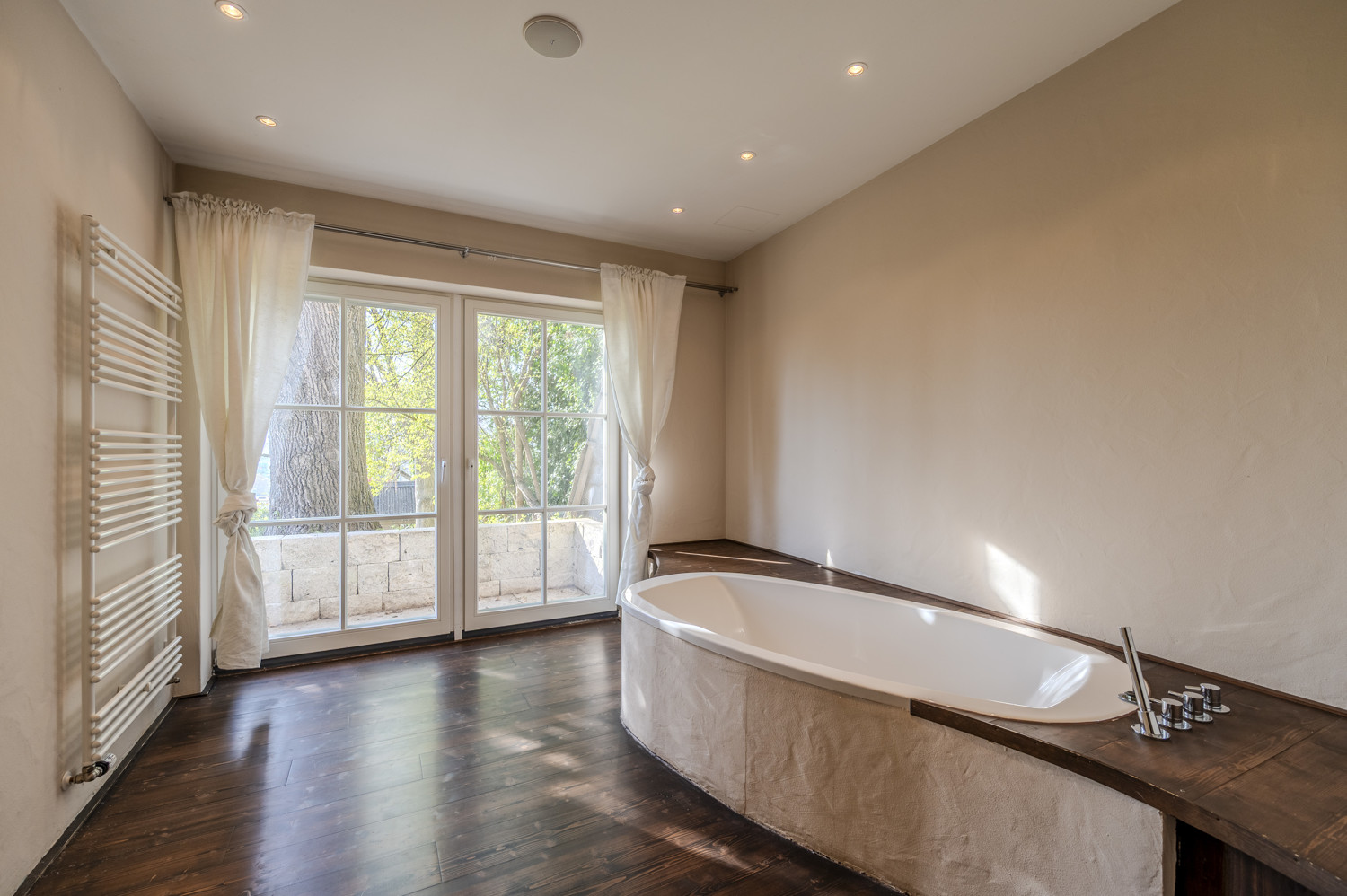 Badezimmer Gartengeschoss