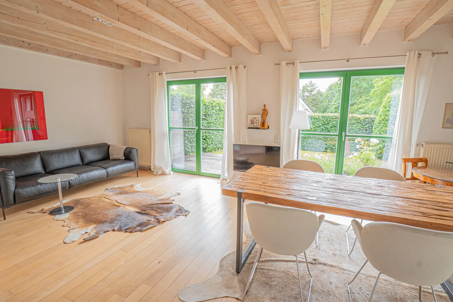 Holzhaus-Charme trifft Wohnkomfort in toller Lage